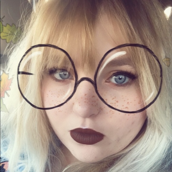 Meet your Posher, Kaylea - Picture 1 of 1